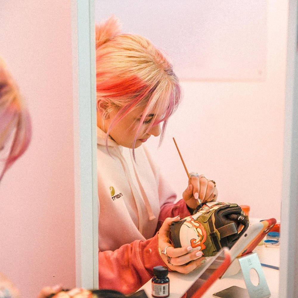 Melicka painting on sneakers